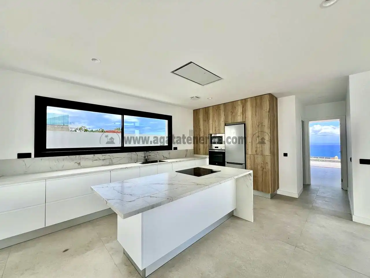 Kitchen of Houses for sale in Los Realejos  with Terrace, Swimming Pool and Balcony