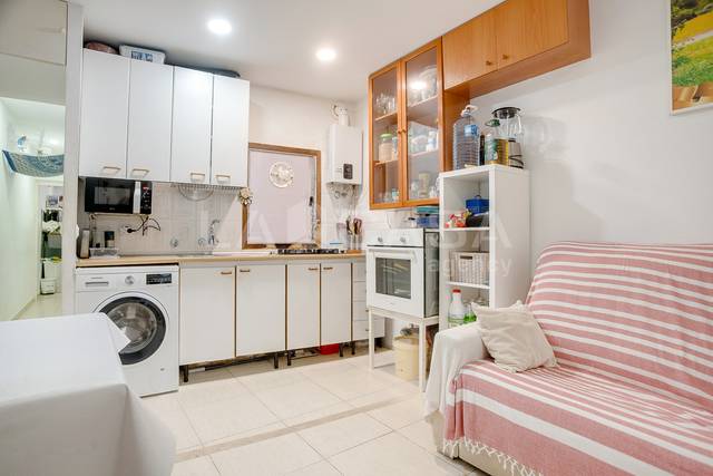 Piso en Venta en Calle PUBILLA CASES, DE LA en Pubilla Cases