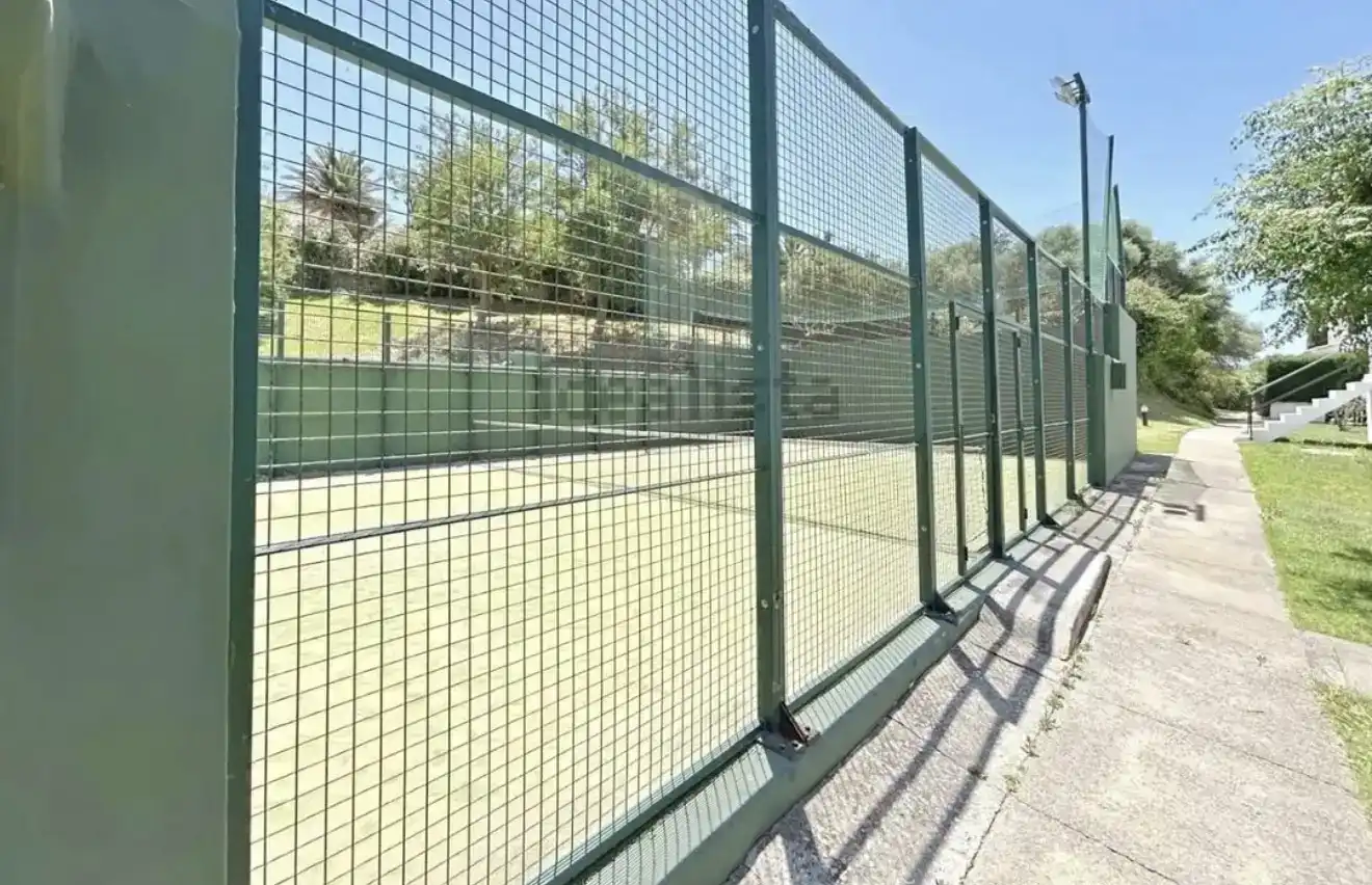 Vista exterior de Pis en venda en Zahara de los Atunes amb Aire condicionat, Piscina i Balcó