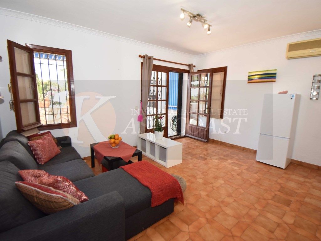 Exterior view of Flat for sale in Mijas  with Air Conditioner, Private garden and Terrace