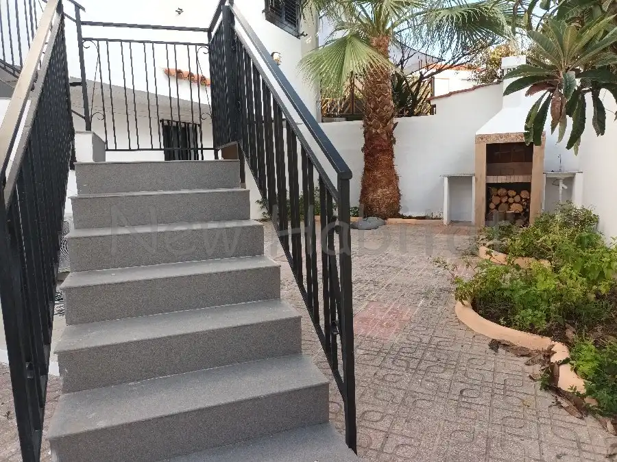 Casa aparellada amb jardí en venda a Benicasim Golf, imagen 22