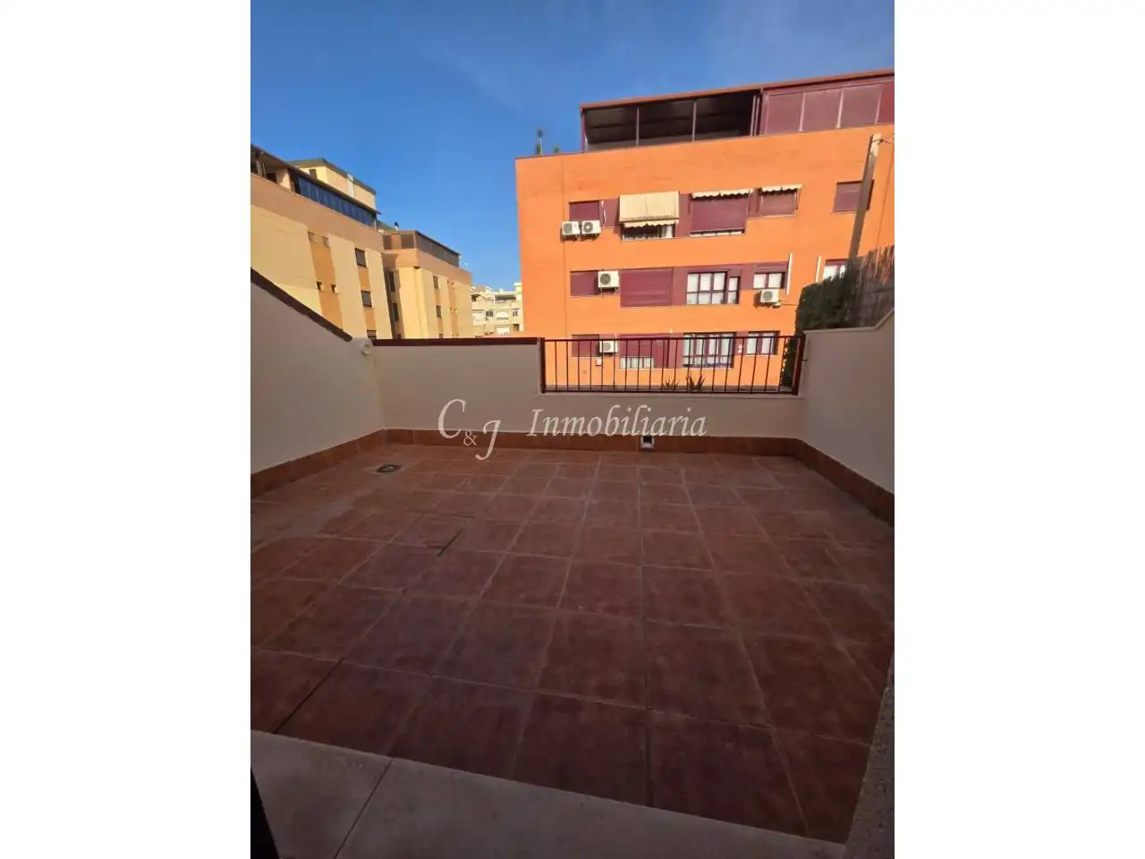 Haus oder Chalet zum Verkauf in Avenida de Abril - 9 de Octubre