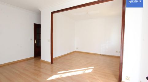 Foto 5 de Piso en venta en Calle Calle Ruiz de Alarcón, San Pablo, Sevilla Capital
