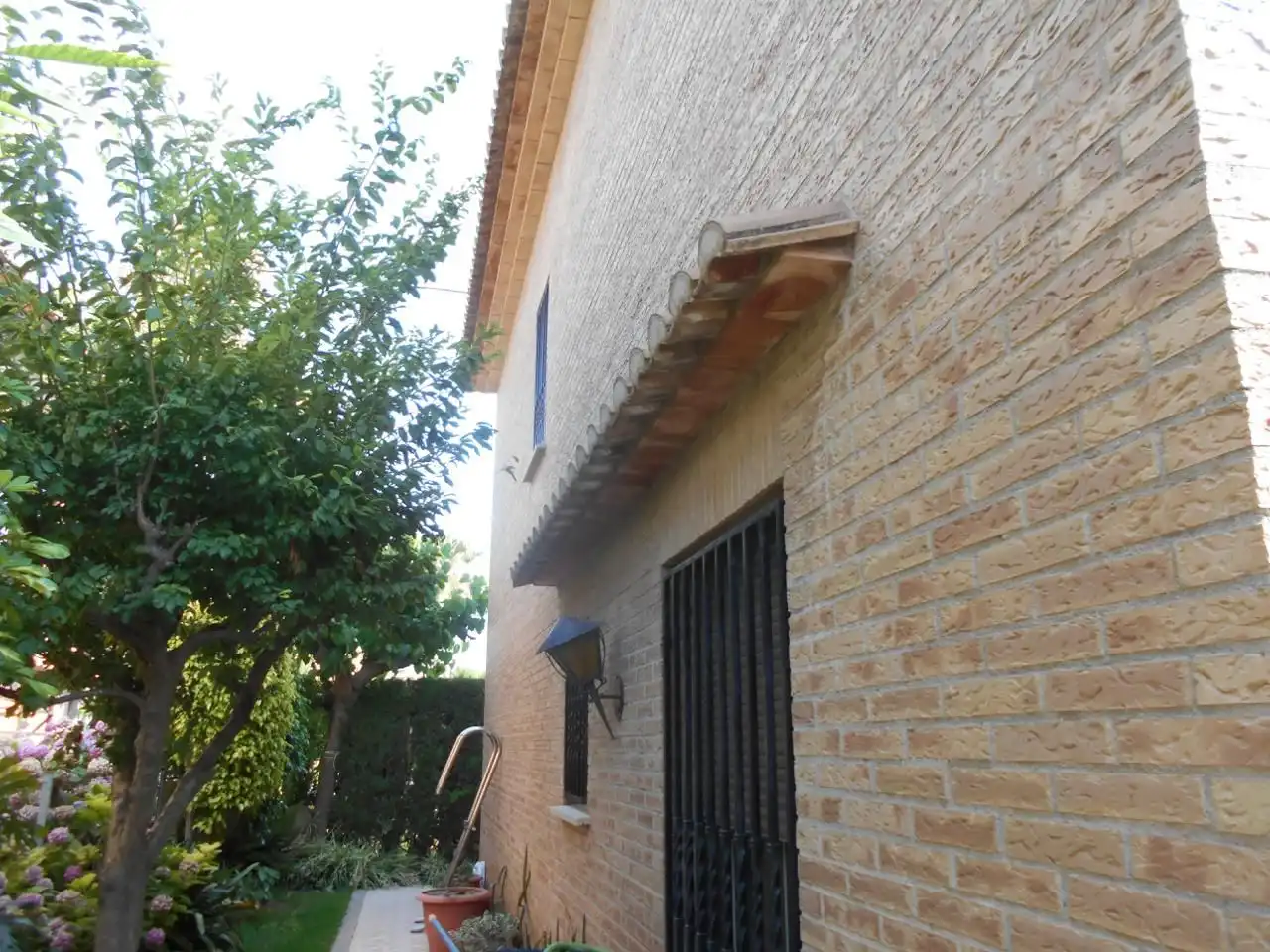 Exterior view of Houses for sale in Burriana / Borriana  with Air Conditioner, Private garden and Terrace
