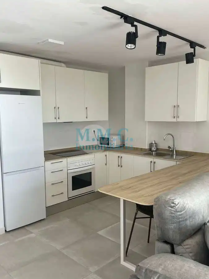 Küche von Wohnung zur Miete in Roquetas de Mar mit Klimaanlage, Terrasse und Möbliert
