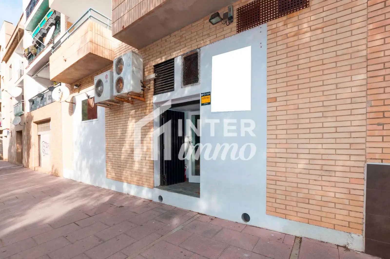 Locale commerciale in vendita a Calle Puig Rom 106, imagen 3