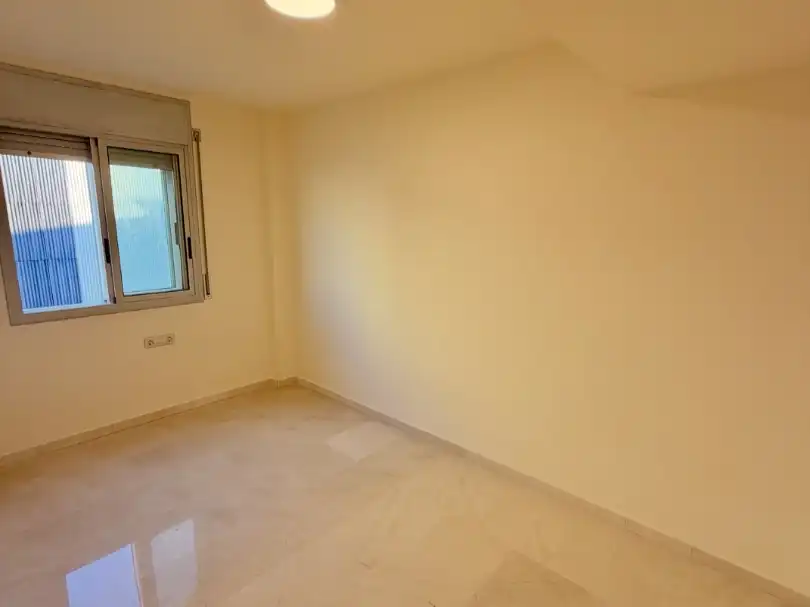 Bedroom of Flat for rent in  Barcelona Capital  with Air Conditioner, Terrace and Balcony