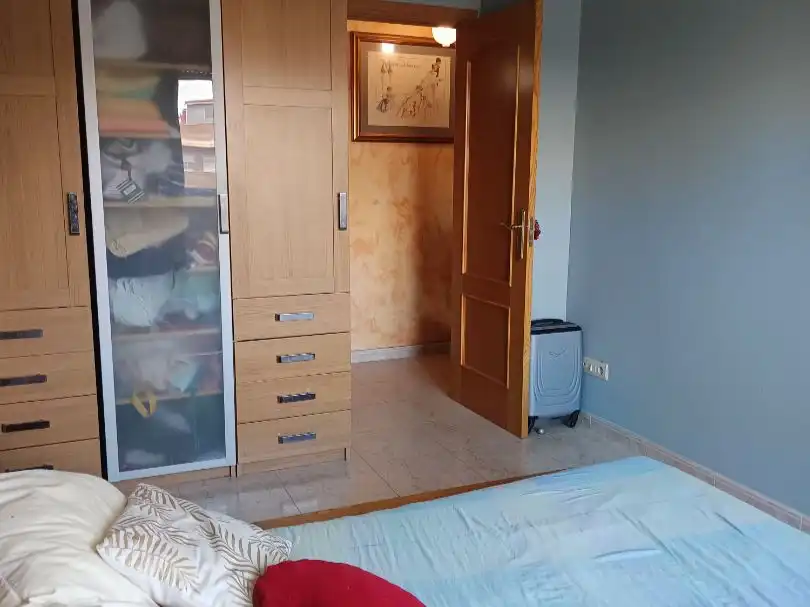 Dormitori de Pis en venda en Terrassa amb Terrassa i Balcó