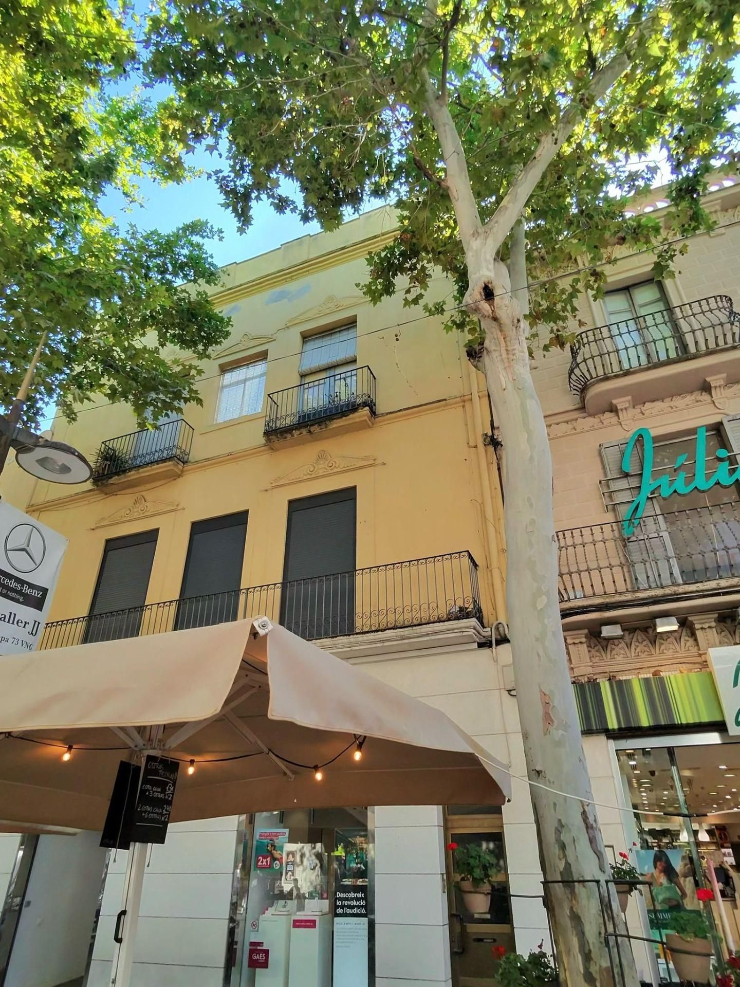 Exterior view of Residential for sale in Vilanova i la Geltrú