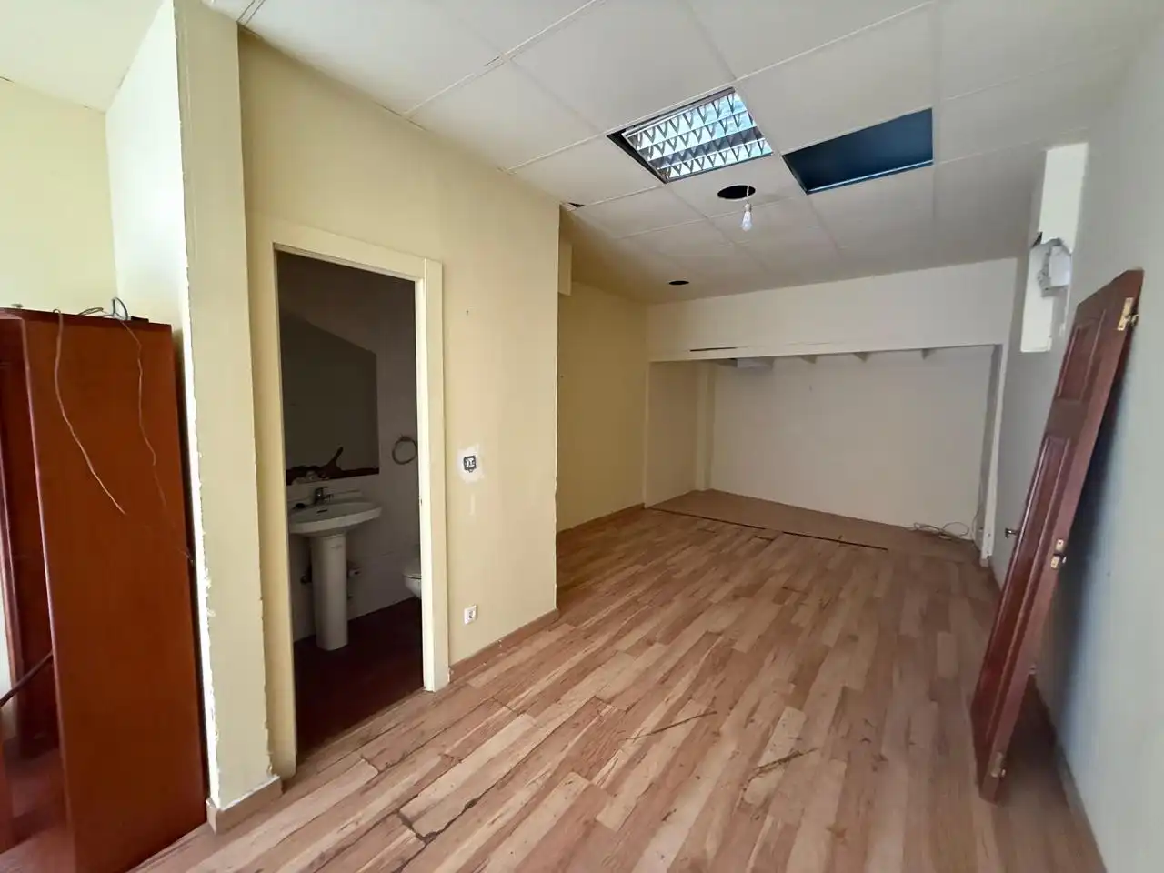Geschaftsraum zur Miete in Muguruza Kalea, Bagatza - San Vicente