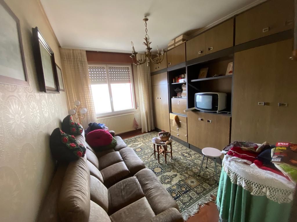 Sala d'estar de Pis en venda en Espinosa de los Monteros amb Calefacció