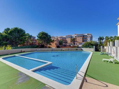 Piscina de Apartament en venda en Orihuela amb Aire condicionat i Piscina