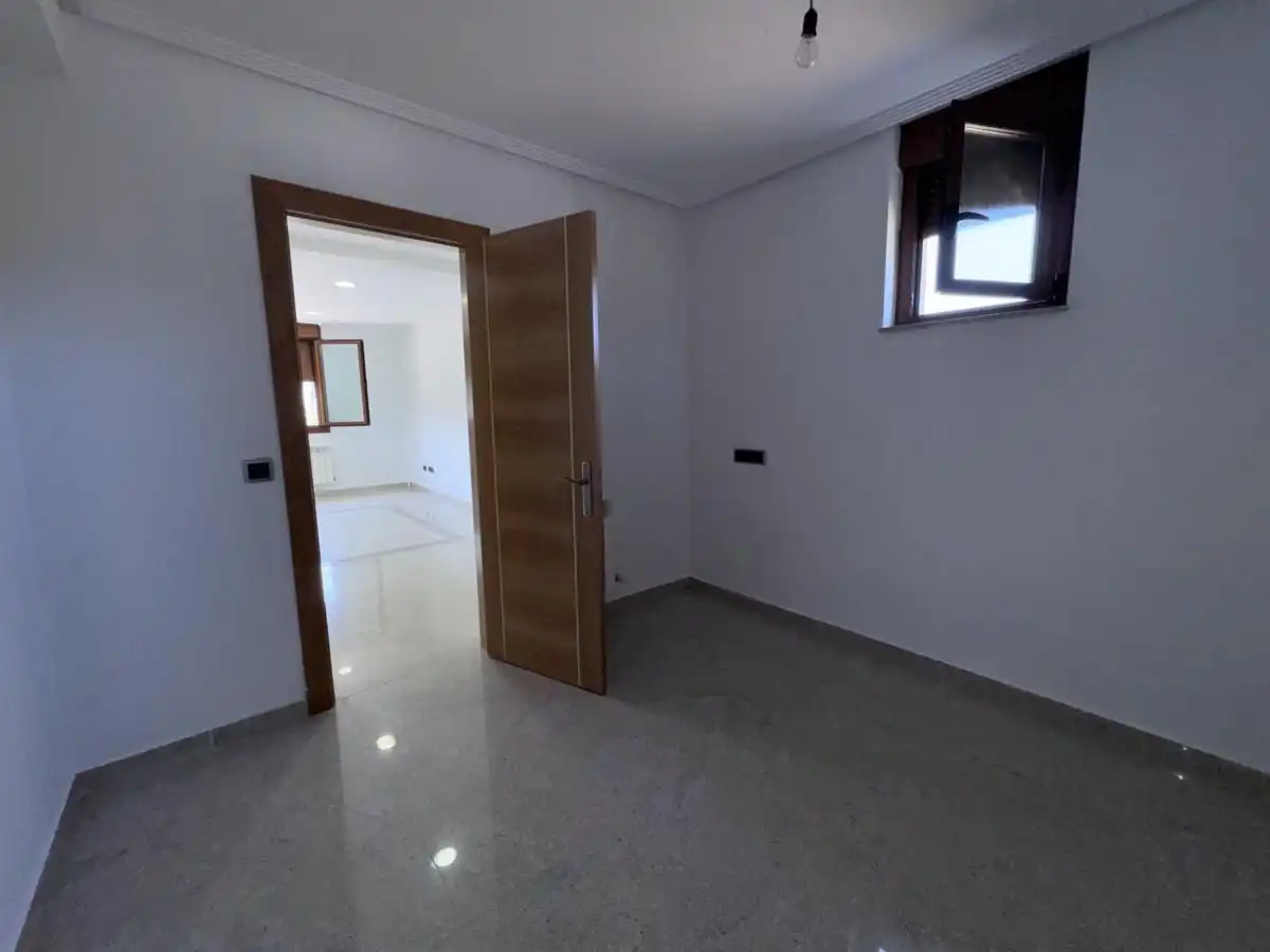 Casa o xalet en venda en Siero amb Calefacció, Jardí privat i Terrassa
