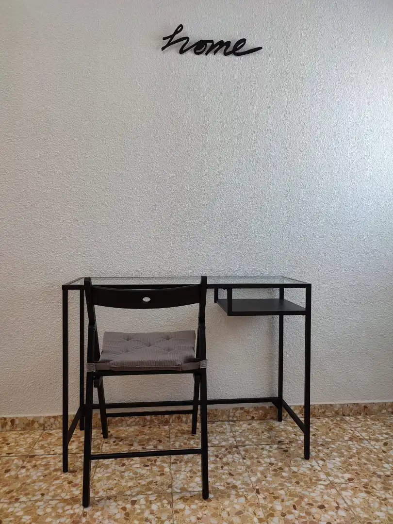 Room in Plaza de Corpus Barga, 7, Palomeras Bajas