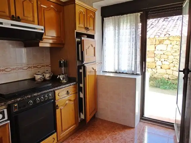 Cocina de Casa o chalet en venta en Cascajares de la Sierra con Trastero y Amueblado
