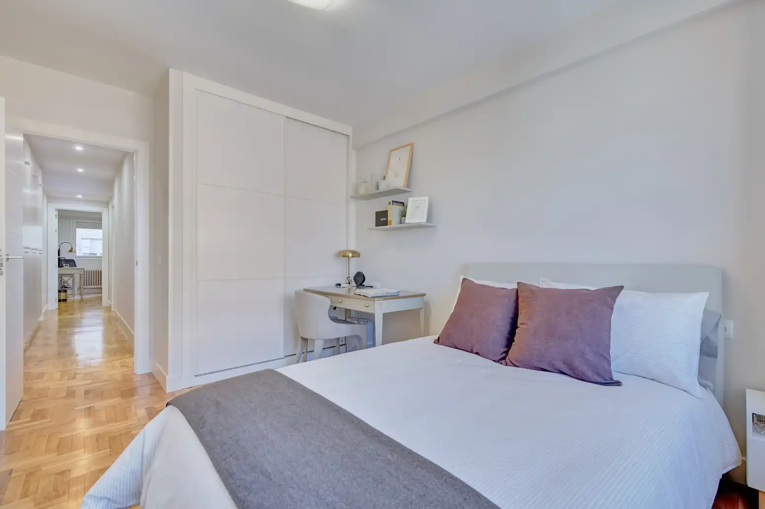 Bedroom of Flat for sale in  Pamplona / Iruña  with Air Conditioner, Heating and Parquet flooring