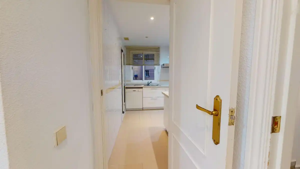 Flat for sale in Tomares  with Air Conditioner, Terrace and Community pool