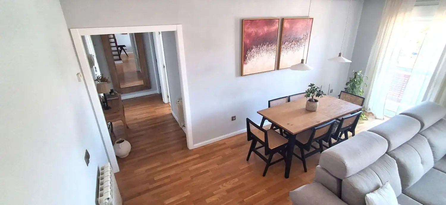 Menjador de Dúplex en venda en Arroyo de la Encomienda amb Calefacció, Parquet i Terrassa