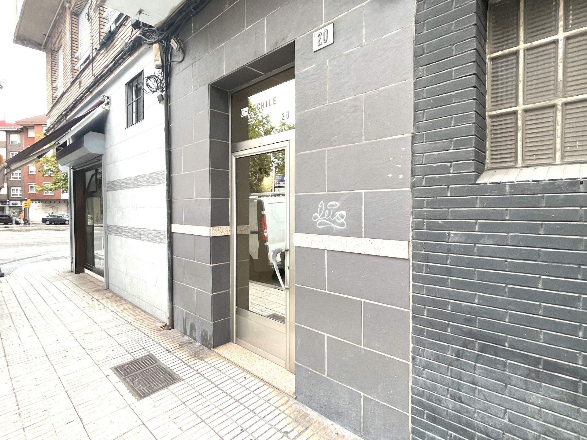 Vista exterior de Piso en venta en Gijón  con Terraza, Trastero y Amueblado