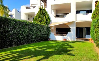 Jardí de Planta baixa en venda en Sotogrande amb Aire condicionat, Jardí privat i Traster