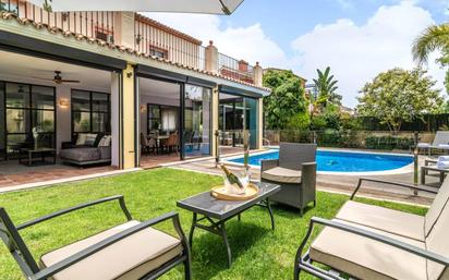 Terrassa de Casa o xalet en venda en Marbella amb Aire condicionat, Terrassa i Piscina