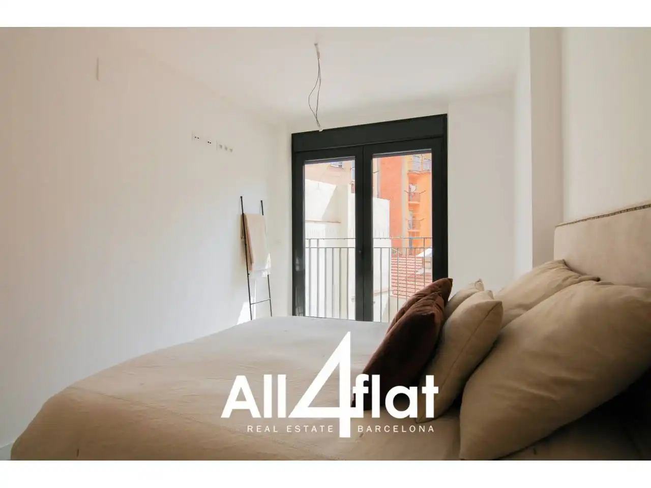 Bedroom of Flat for rent in Barcelona  with Air Conditioner, Heating and Parquet flooring