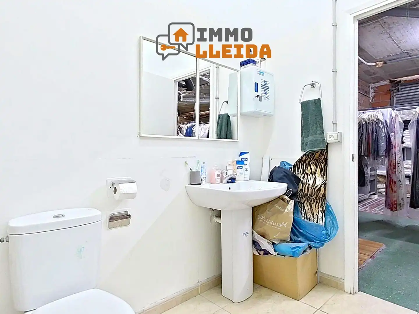 Local comercial de lloguer a Avenida Avinguda Països Catalans 43, imagen 22