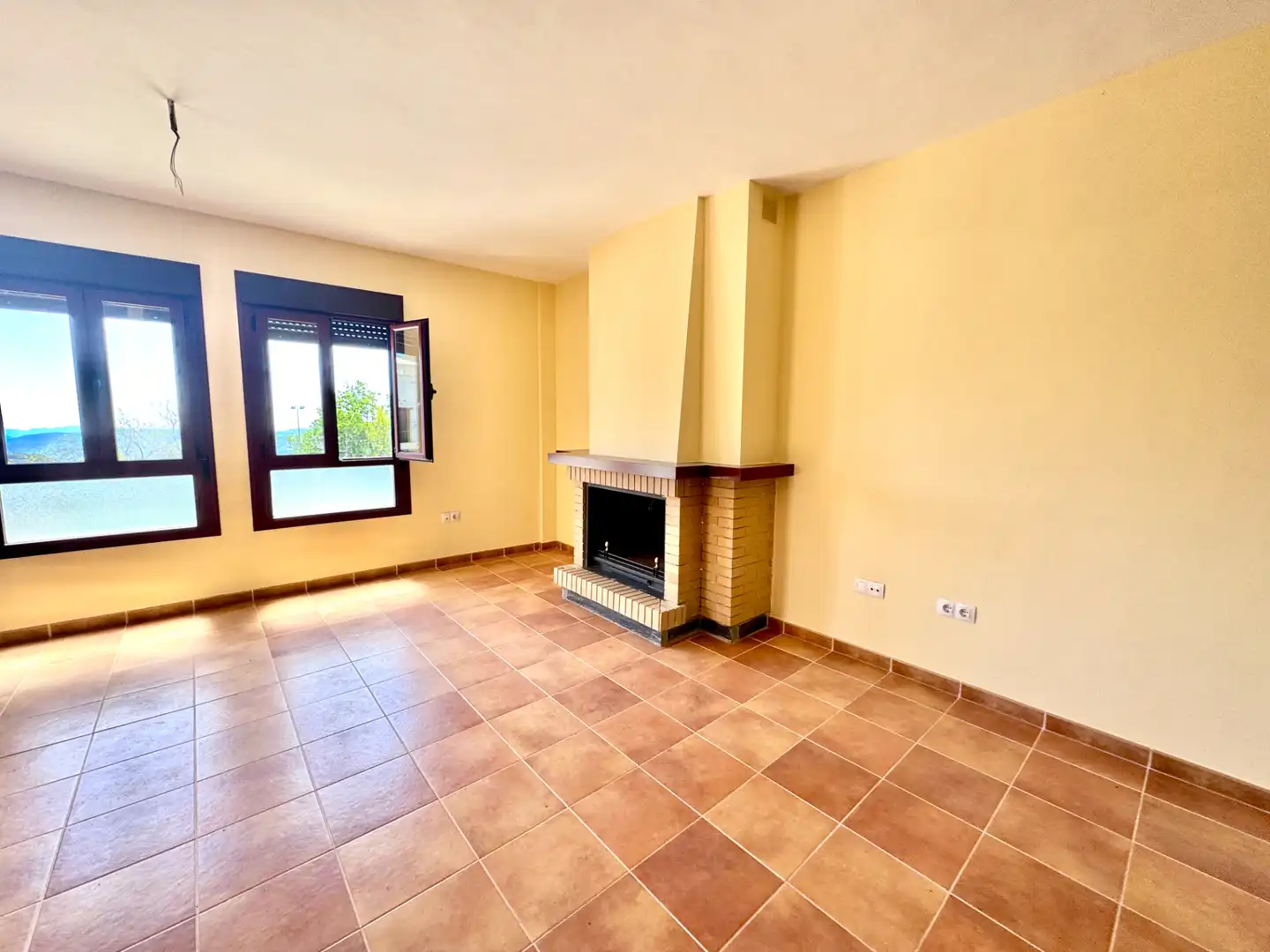 Sala de estar de Apartamento en venta en Alpujarra de la Sierra con Terraza