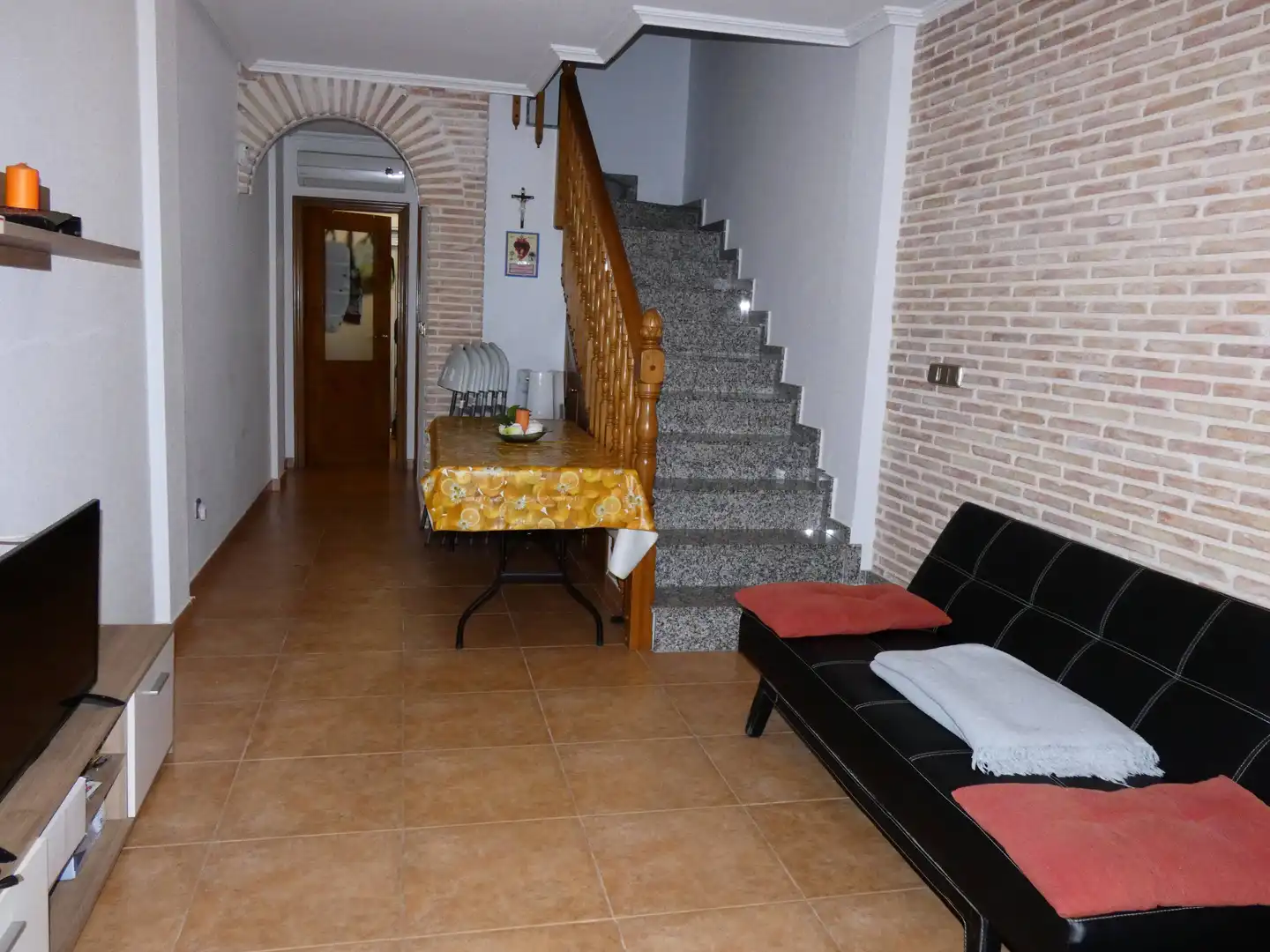 Reihenhaus mit Terrasse zum Verkauf in Los Peñascos - El Salero - Los Imbernones, imagen 4