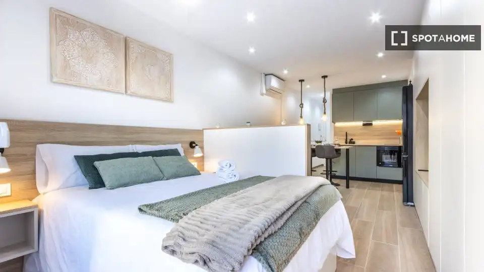 Flat with terrace to rent in Eixample, imagen 8