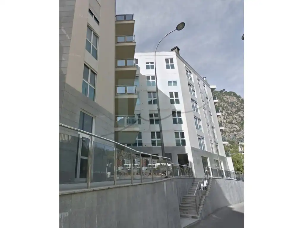 Piso en venta en Camí Ral, Santa Coloma