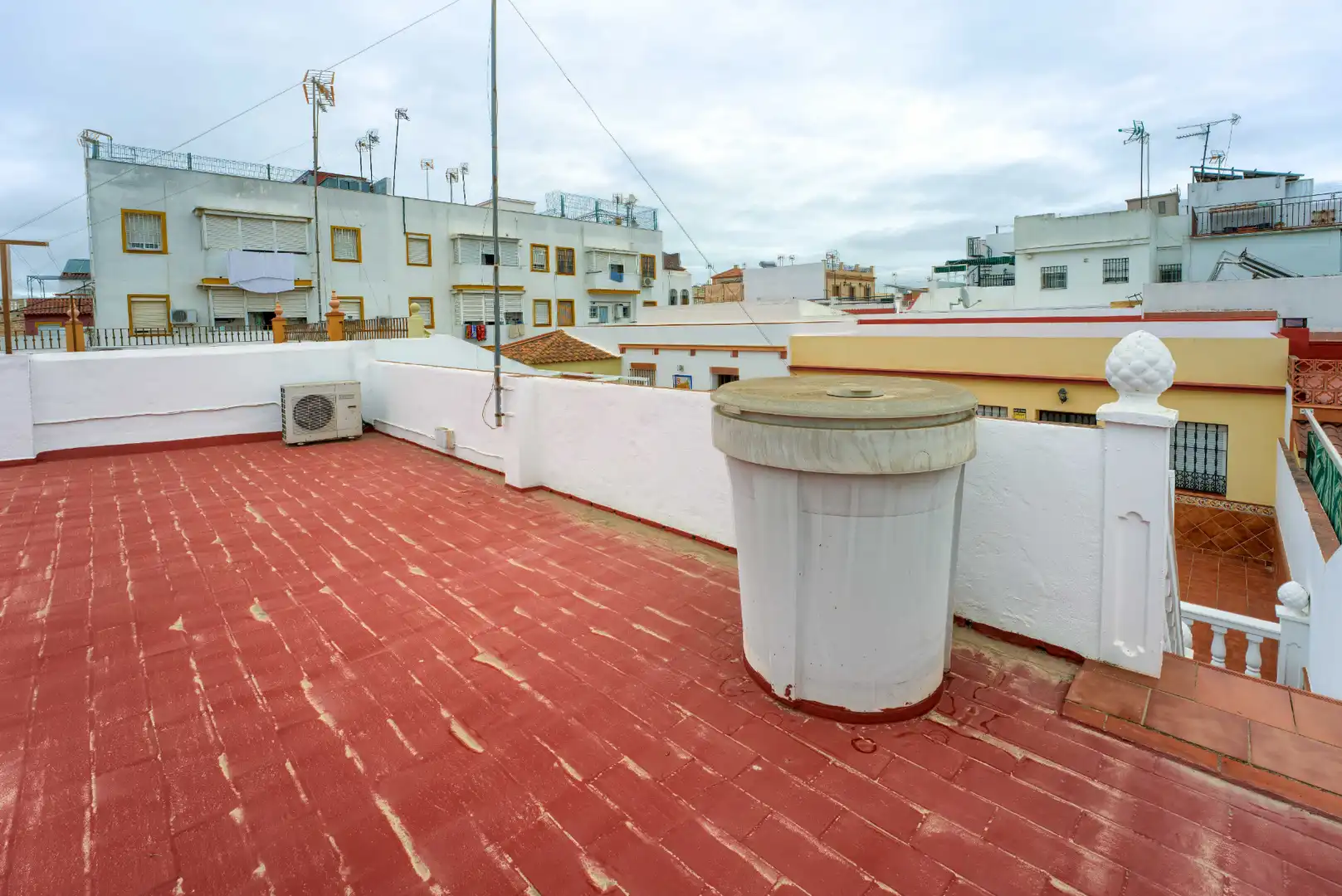 Terraza de Casa adosada en venta en Mairena del Aljarafe con Aire acondicionado, Calefacción y Jardín privado