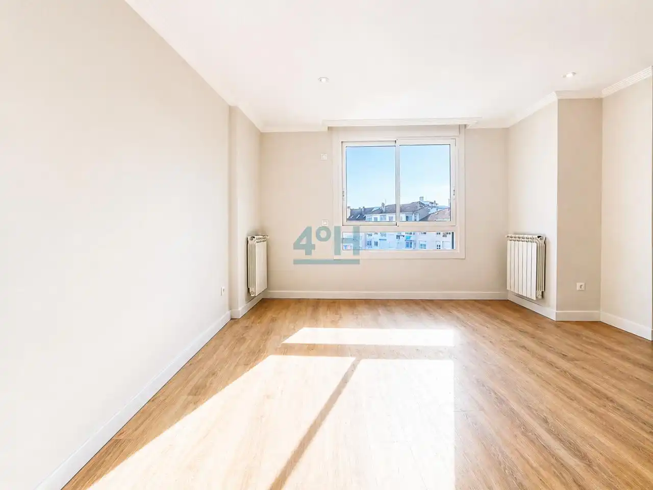 Bedroom of Apartments for sale in Ourense Capital   with Heating