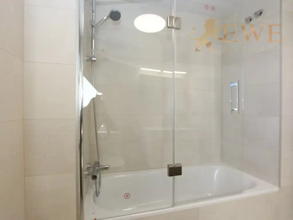 Penthouse with pool for sale in Calle Eslovaquia, imagen 28