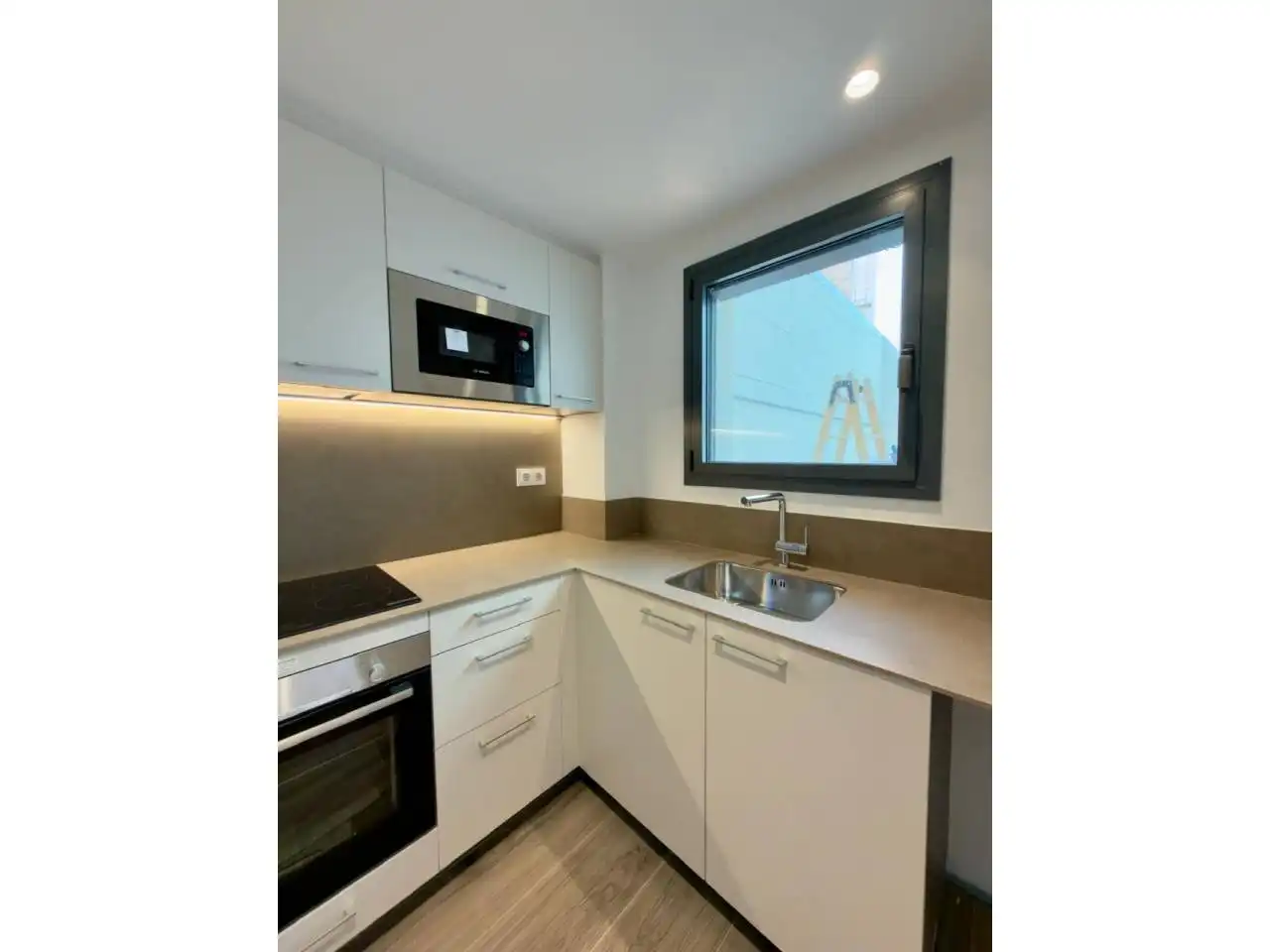 Cocina de Dúplex de alquiler en Sabadell con Aire acondicionado, Calefacción y Parquet