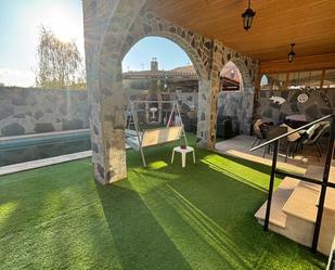 Terrace of House or chalet for sale in Villanueva de la Torre  with Air Conditioner, Heating and Private garden