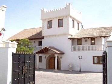 Villa mit Pool zum Verkauf in Alhaurín Golf
