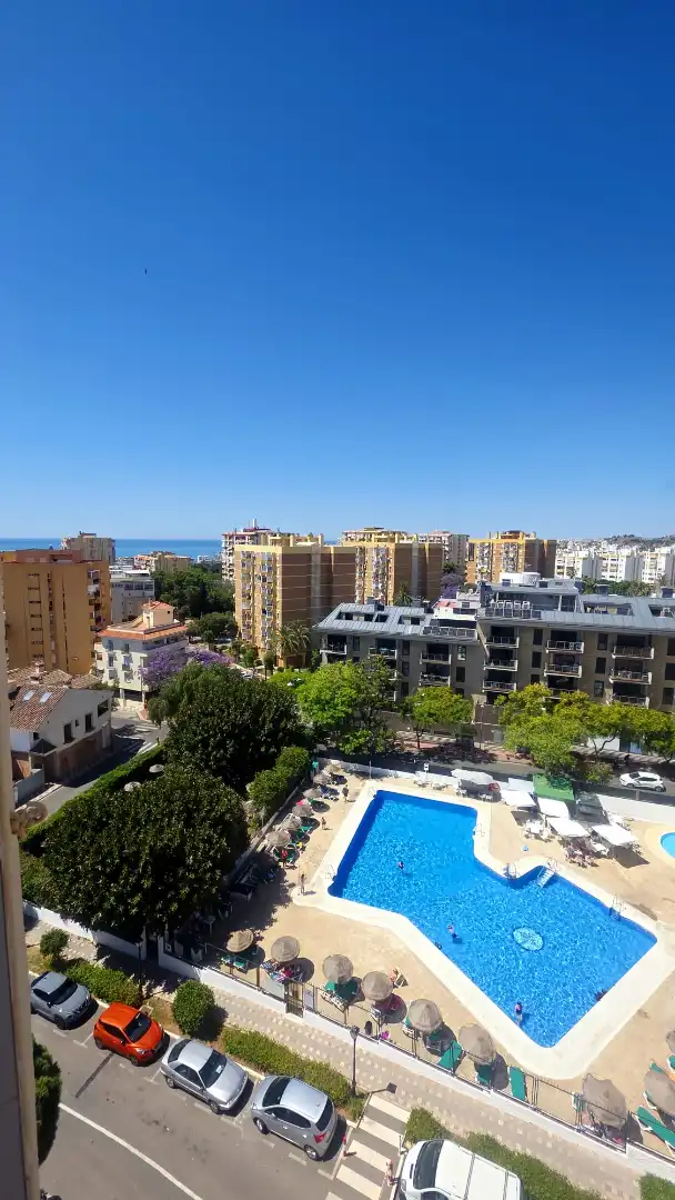 Vista exterior de Estudio en venta en Benalmádena con Piscina comunitaria