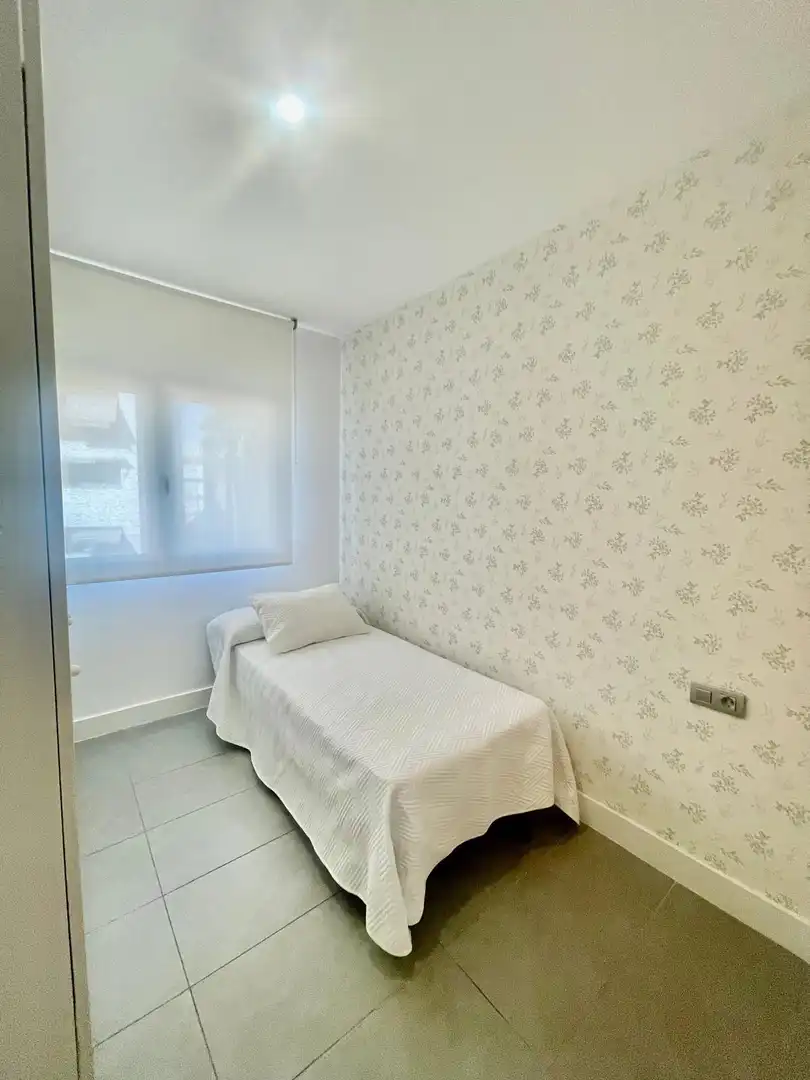 Bedroom of Flat for rent in Armilla  with Air Conditioner, Heating and Furnished