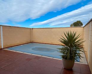 Swimming pool of Single-family semi-detached to rent in Vegas del Genil  with Air Conditioner, Heating and Private garden