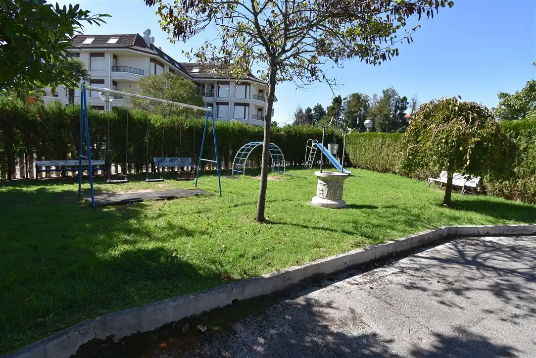 Erdgeschoss zur Miete in Noja mit Terrasse, Möbliert und Gemeinschaftspool