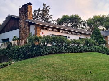 Detached house with balcony for sale in Dehesa – El Soto