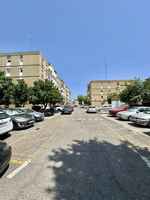 Vista exterior de Piso en venta en Sevilla con Aire acondicionado