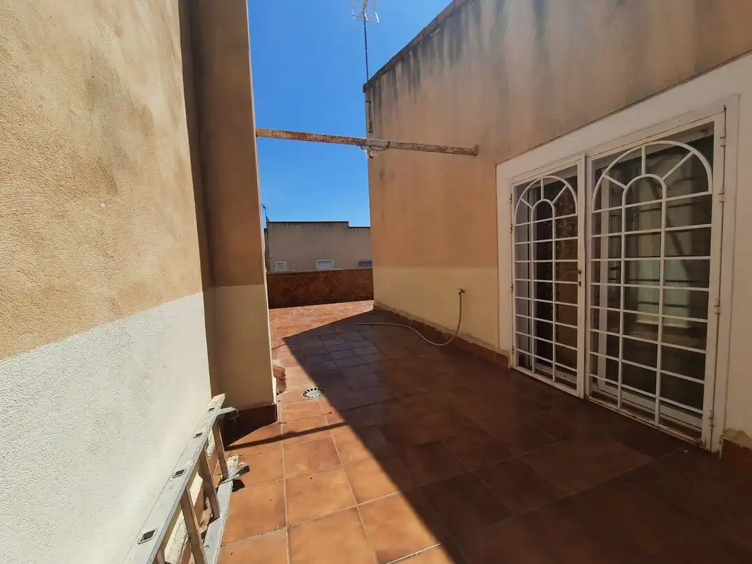 Terrasse von Einfamilien-Reihenhaus zum Verkauf in Escalona mit Klimaanlage, Heizung und Terrasse