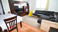 Living room of Flat for sale in Carbajosa de la Sagrada