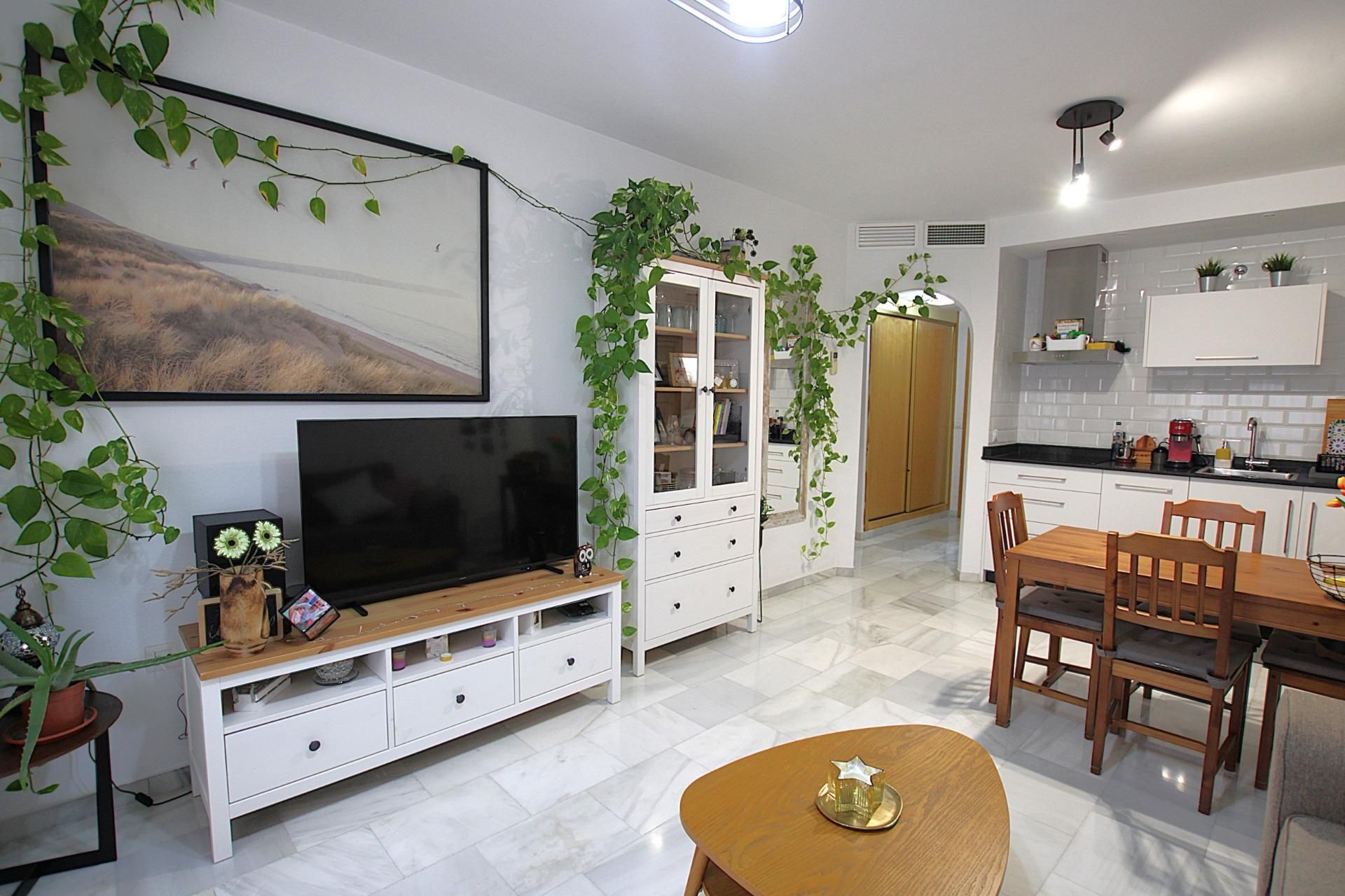 Sala d'estar de Pis en venda en Torremolinos amb Aire condicionat i Traster