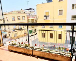Exterior view of Flat to rent in  Madrid Capital  with Terrace and Furnished