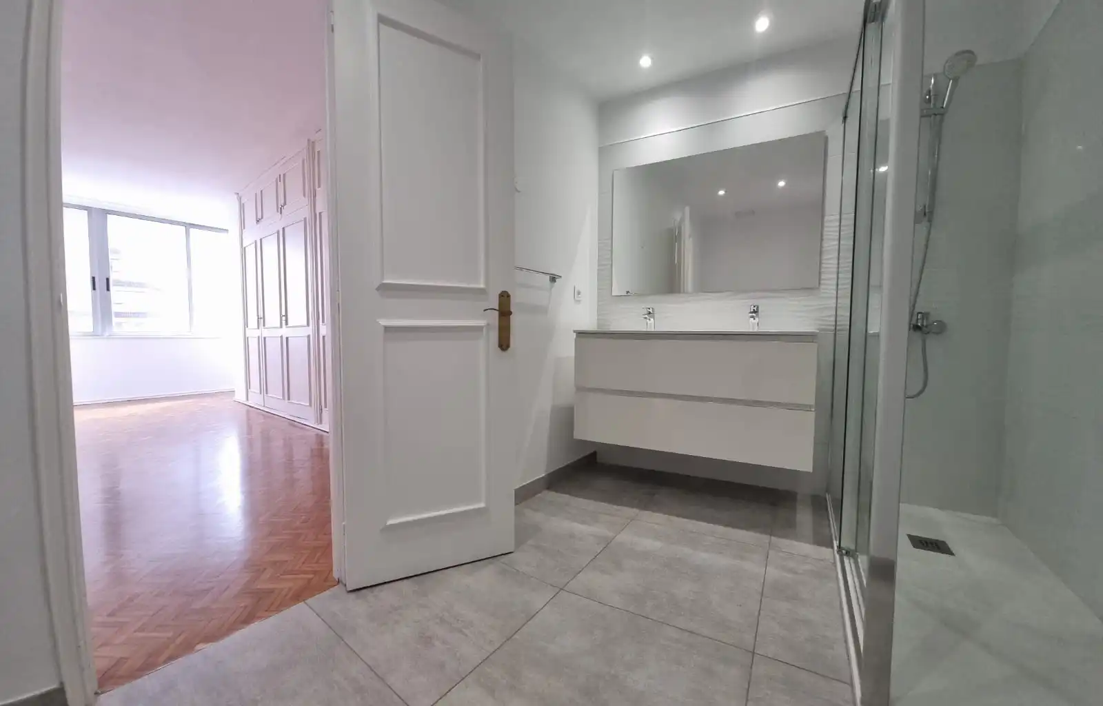 Baño de Piso en venta en Las Palmas de Gran Canaria con Parquet, Trastero y Horno