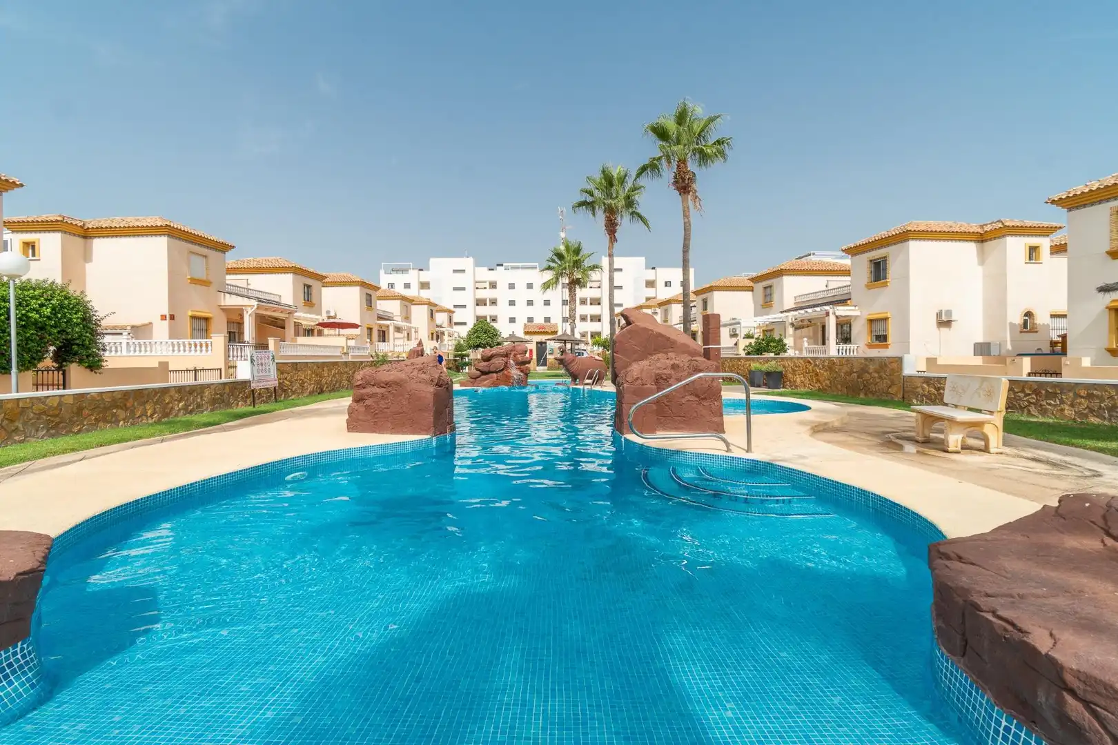 Swimming pool of Apartments for sale in Orihuela