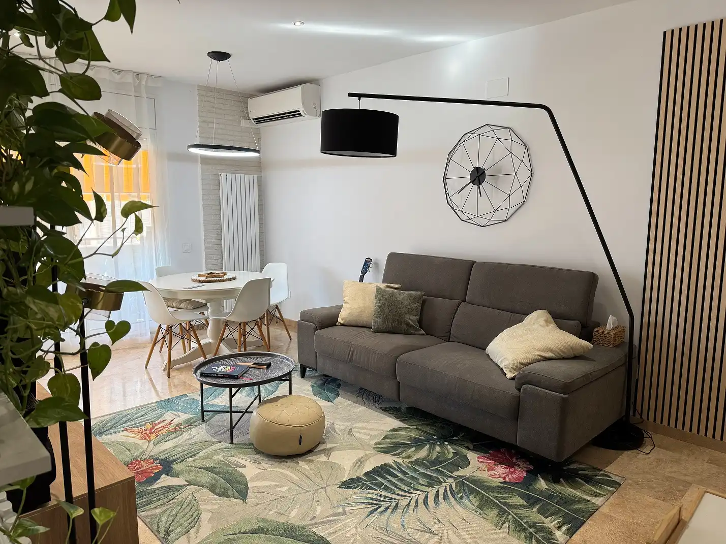 Sala de estar de Ático en venta en Barcelona con Aire acondicionado, Calefacción y Terraza